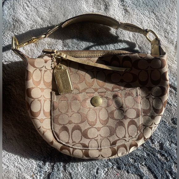 Coach Beige Signature Hobo - Picture 3 of 10
